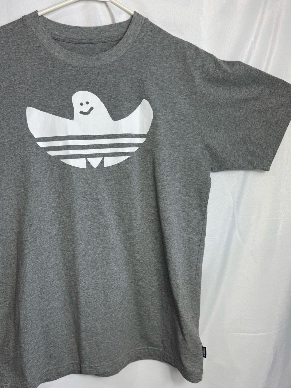 adidas Mark Gonzales Gonz Shmoo Medium Gray Ghost Trefoil Skateboarding T Shirt